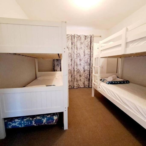 Others 4, Villa 2 Pool Spa Beach Sea!, Mandurah