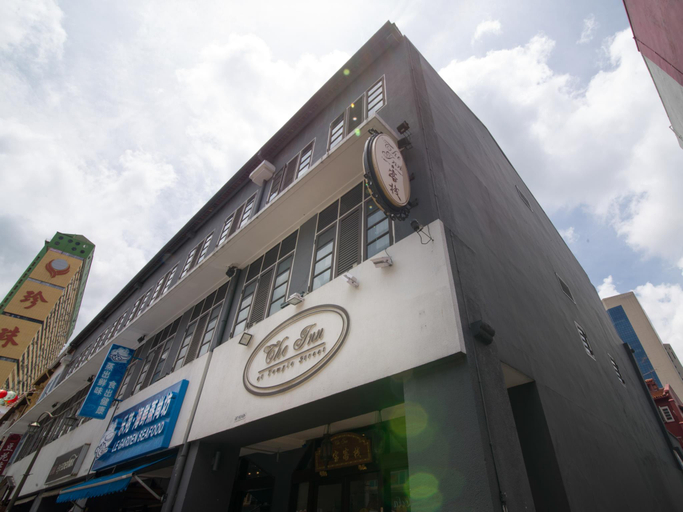 Exterior 16