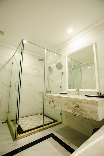 Bathroom 5, Minh Phu Diamond Palace hotel, Diễn Châu