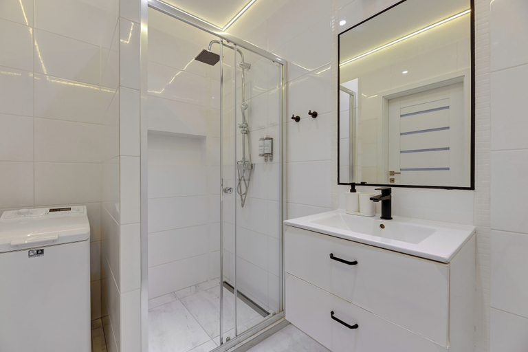 Bathroom 5, Riverside Nowa Motława SPA, Pool, Gym & Parking by Downtown Apartments, Gdańsk City