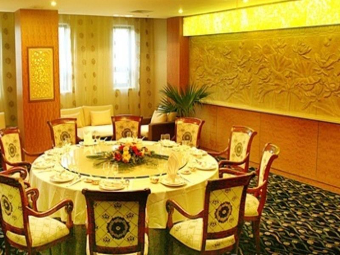 Food & Drinks, Queen Hotel Xi'an (Changle Park Subway Station Branch), Xi'an