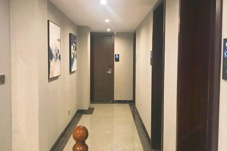 Others 5, Liuxiangge Hotel, Leshan
