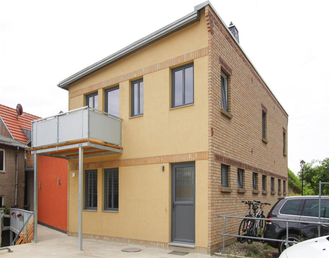 Primary image