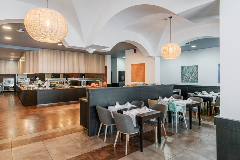 Food & Drinks 4, Alua Helios Bay, Nesebar
