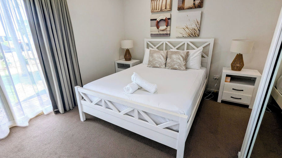 Bedroom 3, Sails On Horseshoe, Magnetic Island