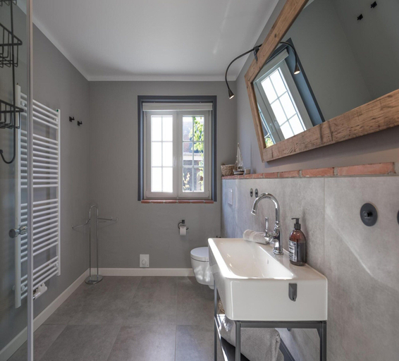 Bathroom 4, Charmante und Hyggelige Ferienwohnung mit Kamin, Nordfriesland