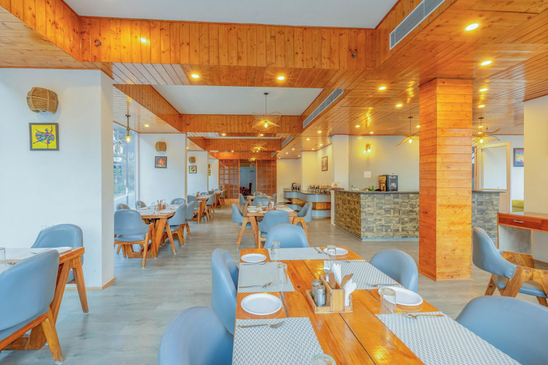 Food & Drinks 5, Hyacinth Hotel, Kullu