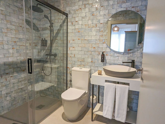Bathroom 4, Akla Hotel Badajoz, Badajoz