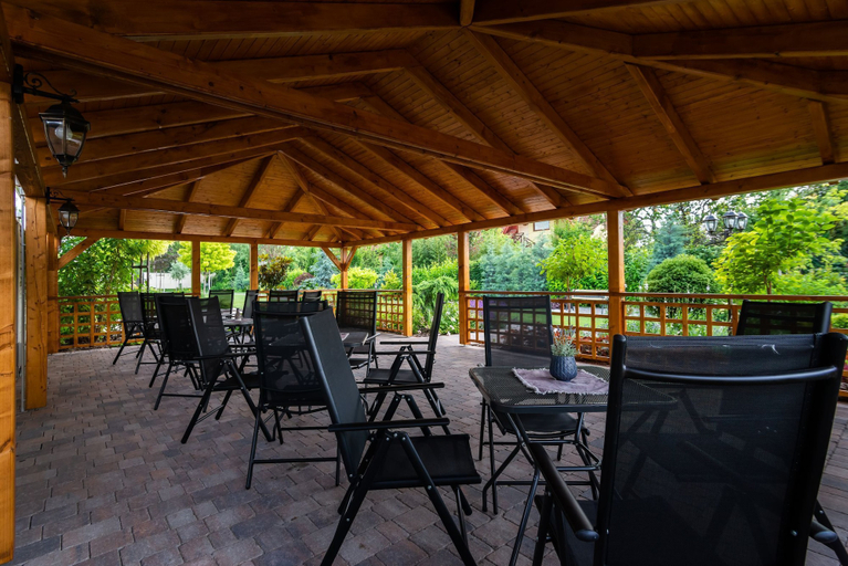 Food & Drinks, Apartmanovy dom Villa Ephélia, Dunajská Streda