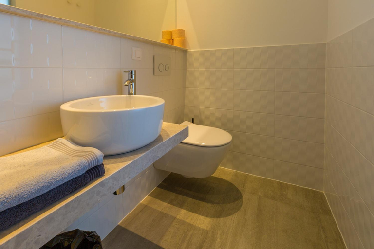 Bathroom 2, VILLA ERIKA, Crikvenica