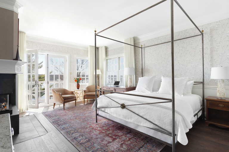 Bedroom 3, Manoir Hovey, Memphrémagog