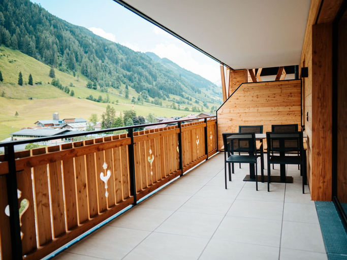 View from property 3, Nice Apartment With Balcony & Terrace on Ski Slope, Zell am See
