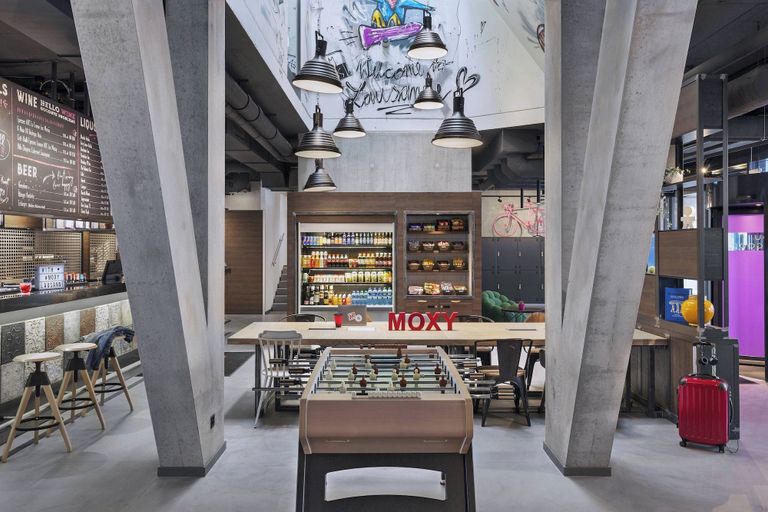 Food & Drinks 5, Moxy Lausanne City, Lausanne