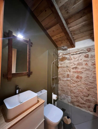 Bathroom 4, Mas Xalmes, Tarragona