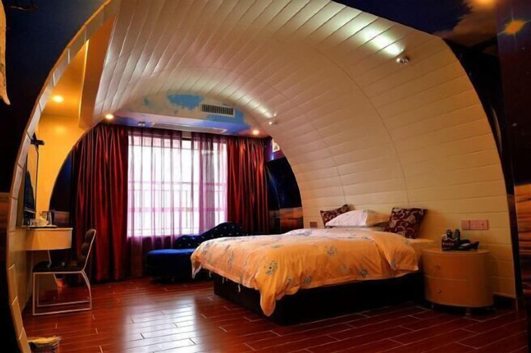 Bedroom 11