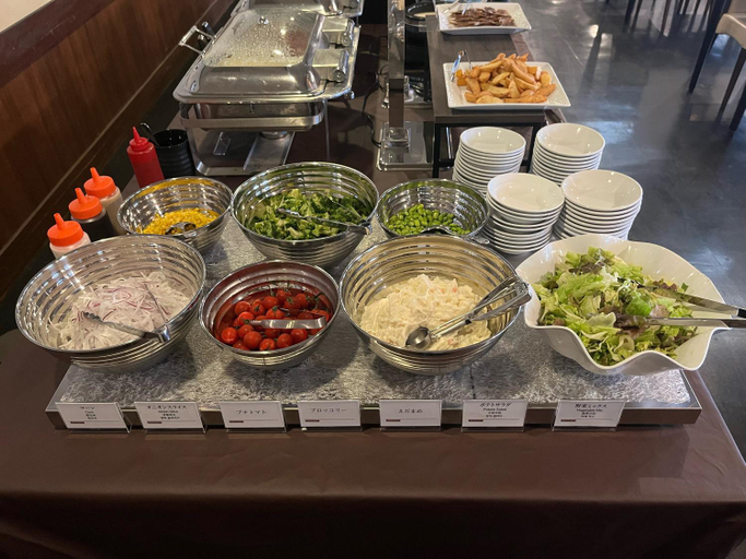 Food & Drinks 8