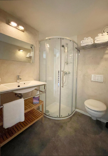 Bathroom 5, Dordogne et Correze vacances - Gites, Corrèze