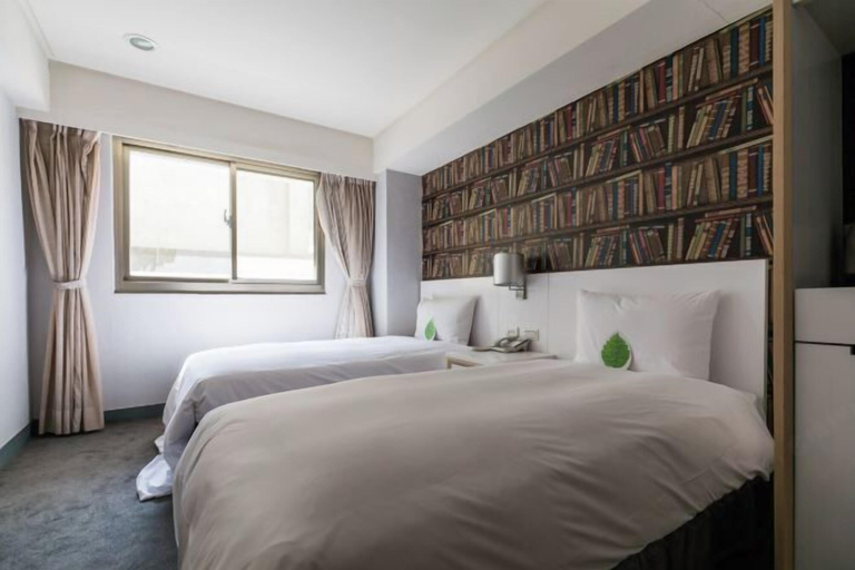 Bedroom 16