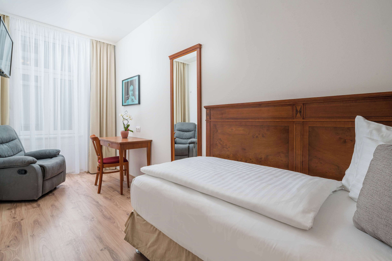 Bedroom 2, Best Western Plus Celebrity Suites, Wien