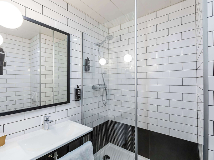 Bathroom 5