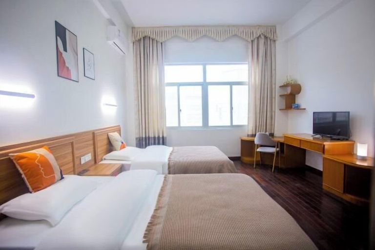 Bedroom 4, Ease Hotel Weizhou Island, Putian