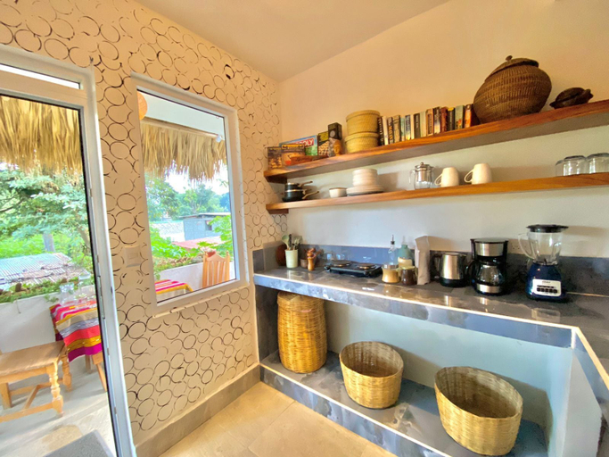Food & Drinks 5, San Marcos Properties, San Marcos La Laguna