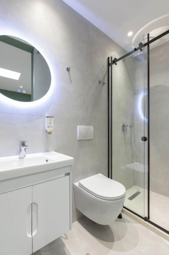 Bathroom 4, Kalpazo Tirana Blloku, Tiranës