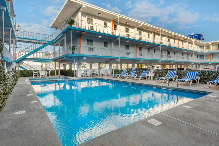 Sport & Beauty 2, Hotel Cabana Oceanfront/Boardwalk, Cape May