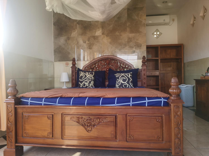 Bedroom 8