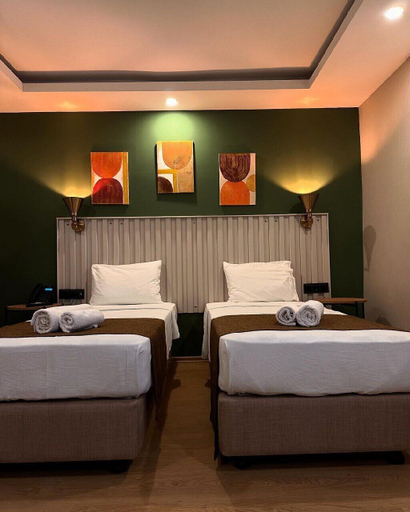 Bedroom 2, Red Castle Hotel & Pub, Serik