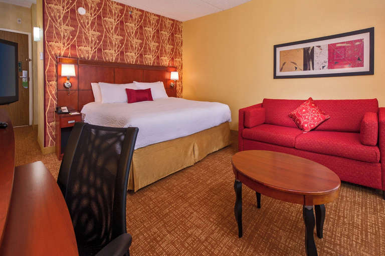 Bedroom 2, Courtyard by Marriott Richmond West, Henrico