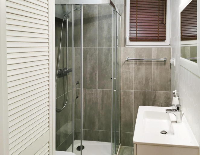 Bathroom 4, Luxury Appartment in Lukecin 60qm, Kamień