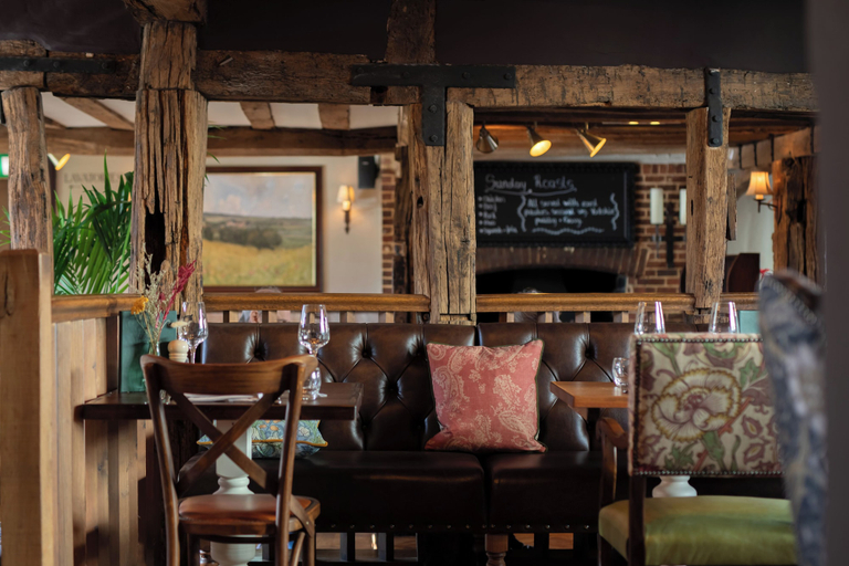 Food & Drinks 4, The Crown Inn, Hampshire
