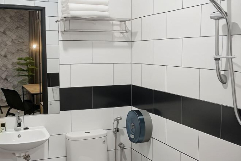 Bathroom 4