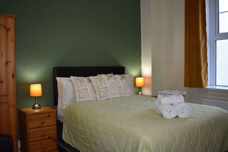 Bedroom 2, Moorlands, Devon