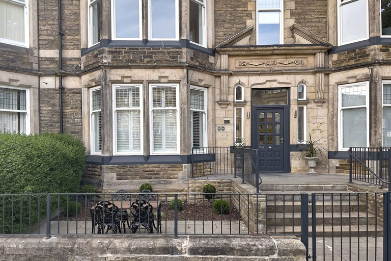 Room 2, Host Stay Green View, North Yorkshire