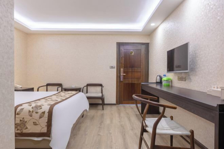 Bedroom 3, Yahve Academy Hotel, Dali Bai