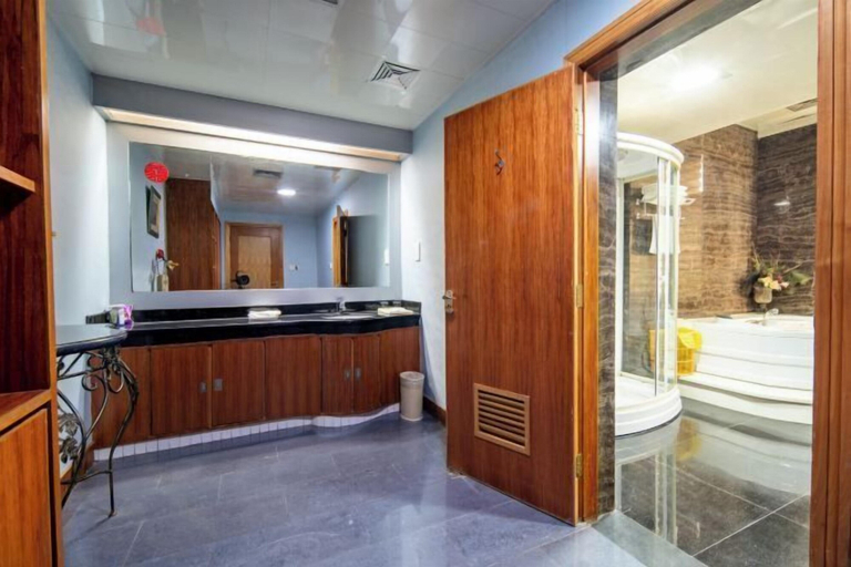 Bathroom 3, Hongda Longmen Hotel, Yantai