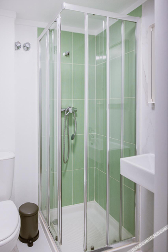 Bathroom 4, The Lx Hill , Lisbon