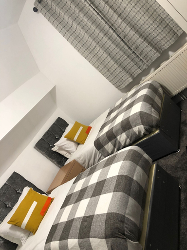 Bedroom 2, Ashfield Hotel, Kirklees