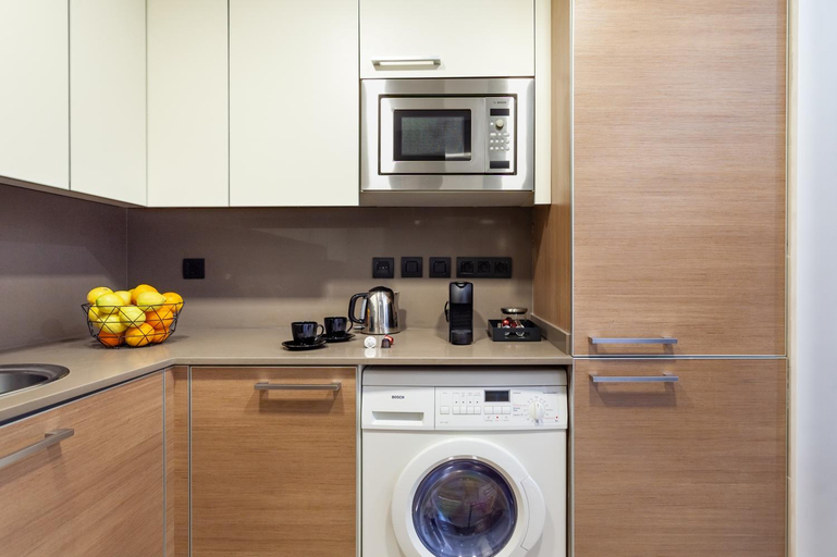 Others 3, Cozy Apartment III - Les Corts, Barcelona