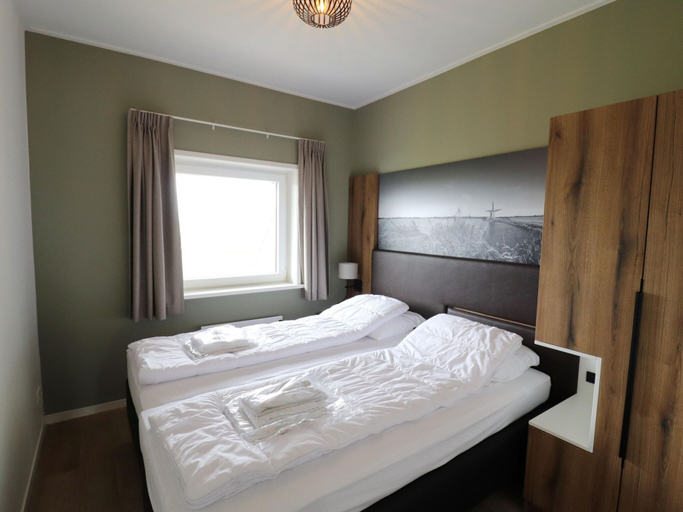 Room 5, Great Villa on Frisian Water, Littenseradiel
