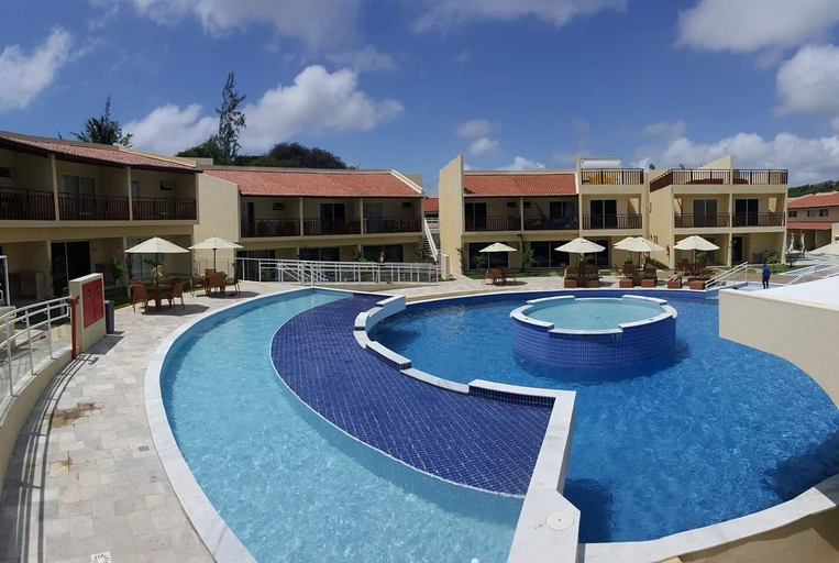 Swimming Pool 13