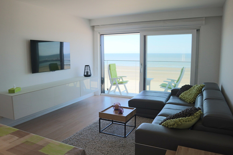 Others 3, Apartment in Nieuwpoort With Terrace, West-Vlaanderen
