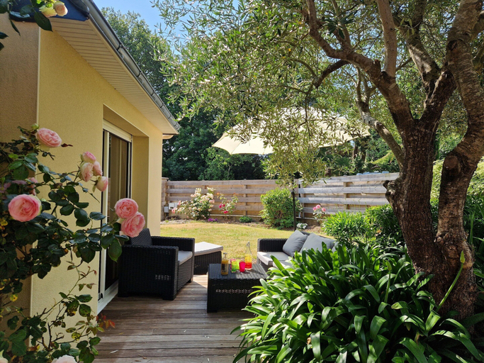 Balcony, Holiday Home With Garden, Auray, Morbihan