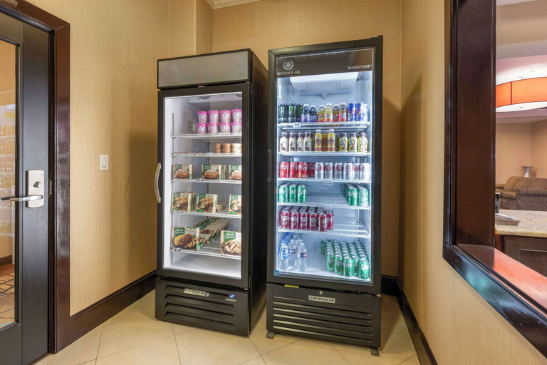 Food & Drinks 5, Best Western Plus Midland Suites, Midland