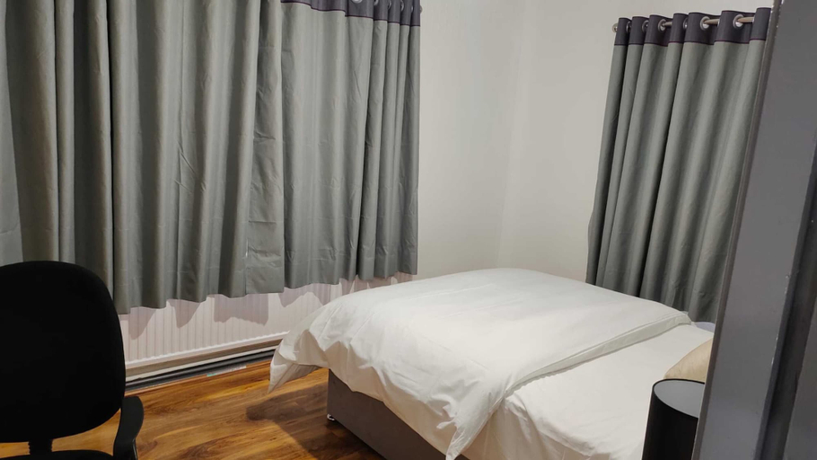 Sport & Beauty, OYO The Silver City Hotel, Lincolnshire