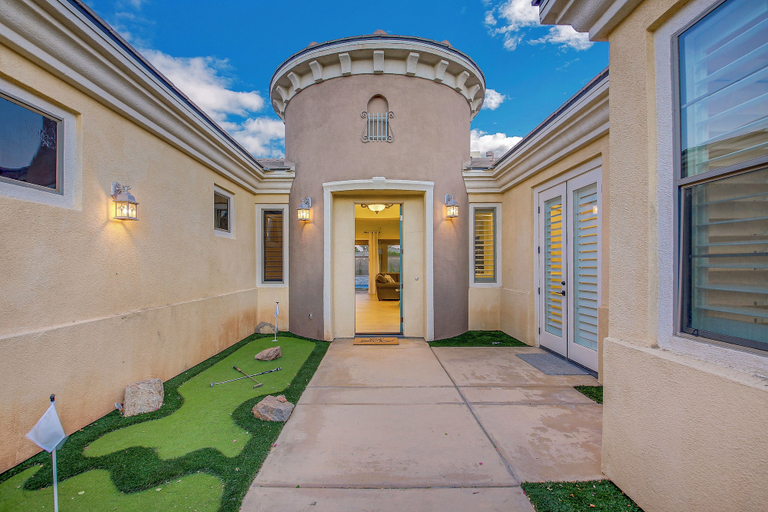 Exterior & Views 2, Wanderlust: Pool/spa, Waterslide, Firepit, Game Rm, Riverside