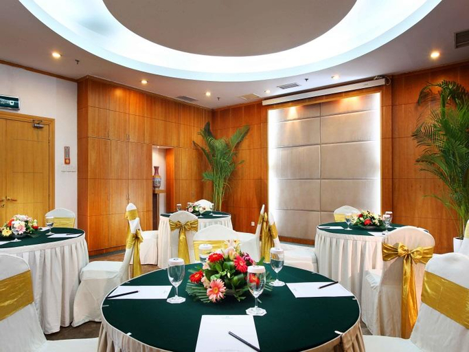 Food & Drinks 4, Green Land Hotel, Chengdu
