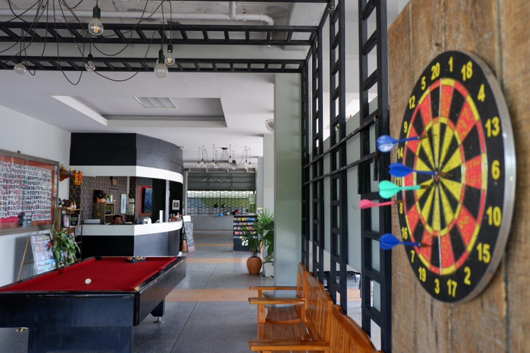 Public Area 2, Leisure Hostel, Mueang Krabi
